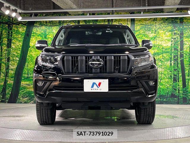 Toyota LAND CRUISER PRADO 2022-11 8366583-14