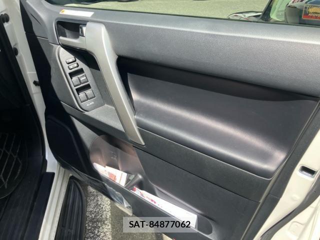 Toyota LAND CRUISER PRADO 2021-09 8366577-7