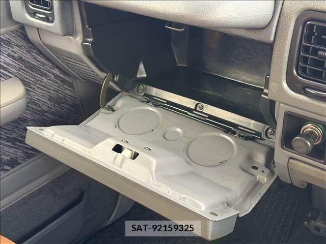 Toyota LAND CRUISER PRADO 1996-05 8366606-15