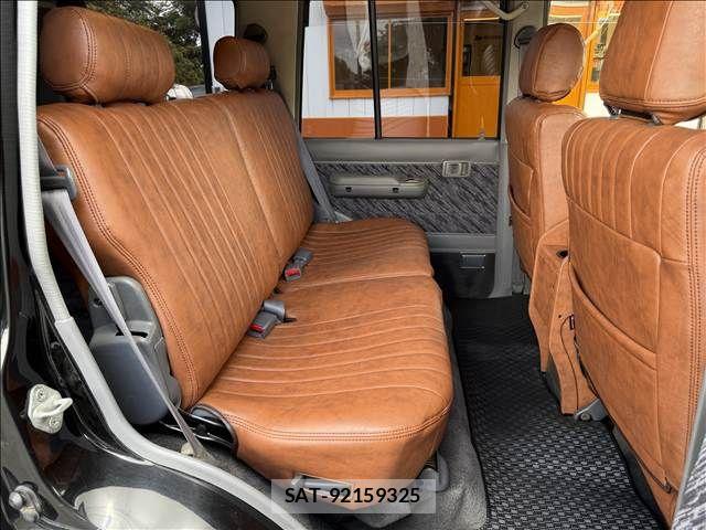 Toyota LAND CRUISER PRADO 1996-05 8366606-25