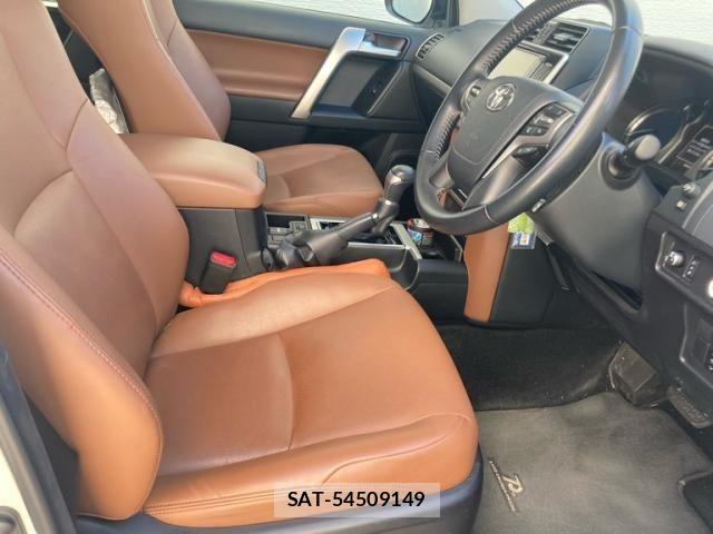 Toyota LAND CRUISER PRADO 2021-12 8366586-13