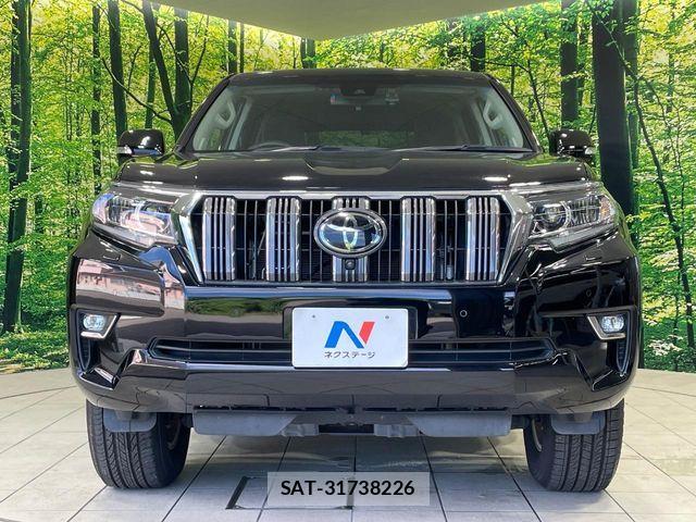 Toyota LAND CRUISER PRADO 2023-02 8366590-13