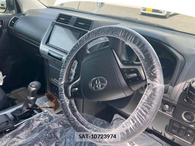 Toyota LAND CRUISER PRADO 2021-10 8366575-14