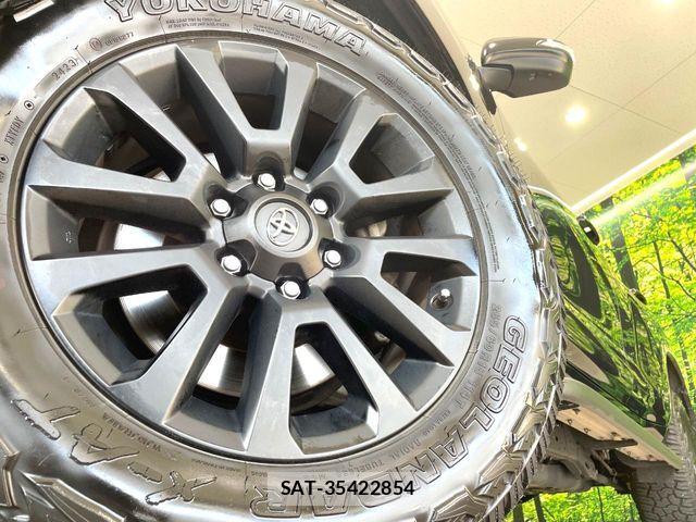 Toyota LAND CRUISER PRADO 2023-02 8366584-13