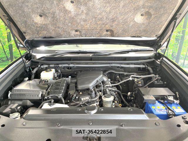 Toyota LAND CRUISER PRADO 2023-02 8366584-17