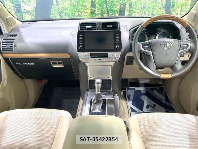 Toyota LAND CRUISER PRADO 2023-02 8366584-1