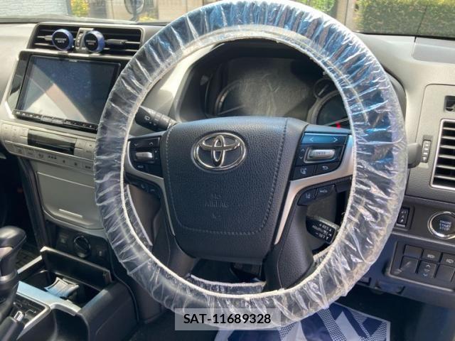 Toyota LAND CRUISER PRADO 2020-01 8366600-15
