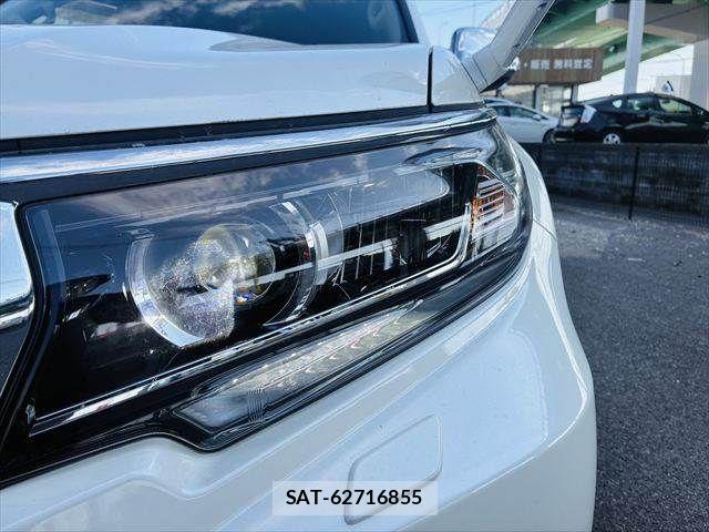Toyota LAND CRUISER PRADO 2021-04 8366591-11