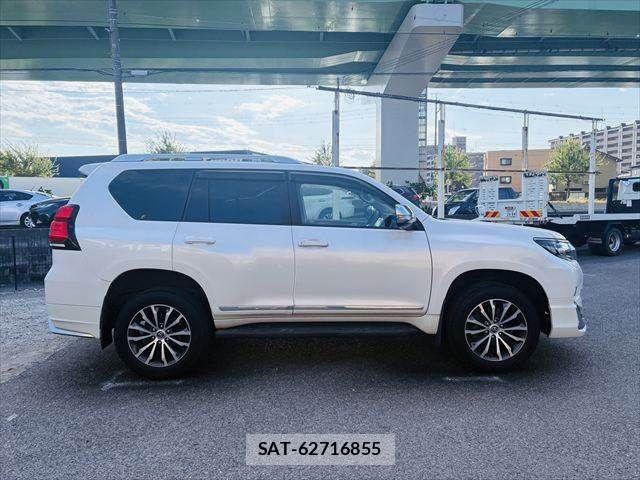 Toyota LAND CRUISER PRADO 2021-04 8366591-16
