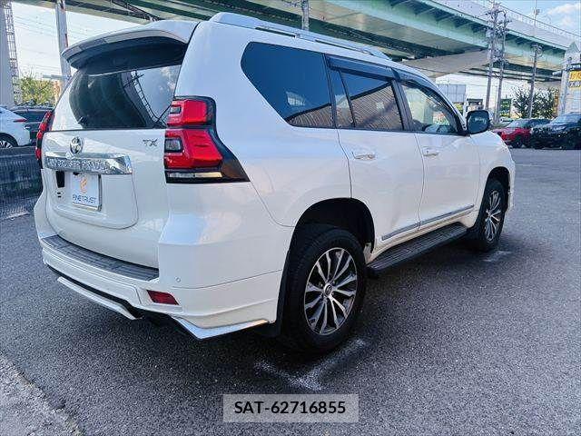 Toyota LAND CRUISER PRADO 2021-04 8366591-17