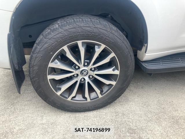 Toyota LAND CRUISER PRADO 2020-02 8366597-7