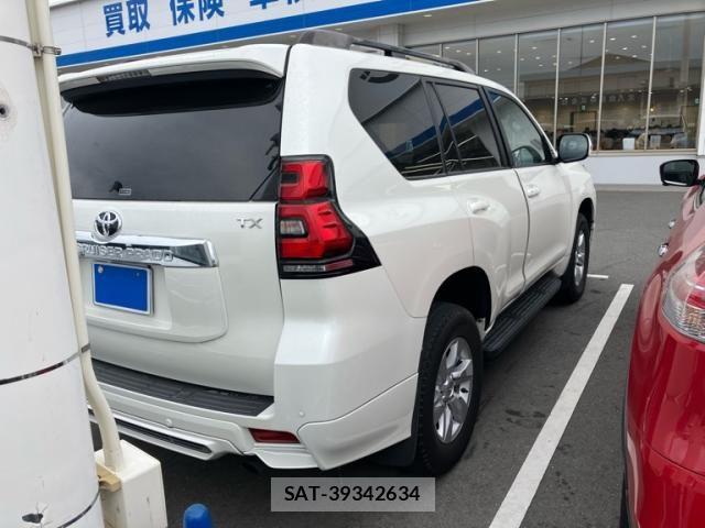 Toyota LAND CRUISER PRADO 2022-09 8366596-3