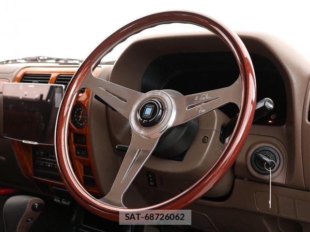 Toyota LAND CRUISER PRADO 2001-01 8366588-17