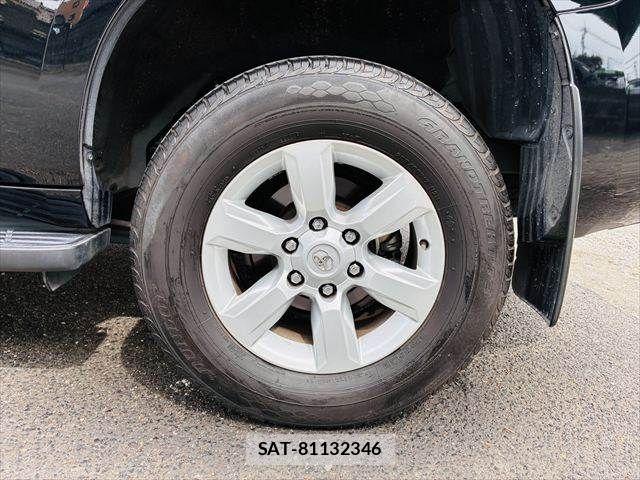 Toyota LAND CRUISER PRADO 2015-10 8366603-29