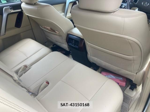 Toyota LAND CRUISER PRADO 2017-01 8366601-14