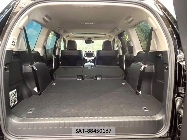 Toyota LAND CRUISER PRADO 2023-02 8366581-10