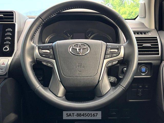 Toyota LAND CRUISER PRADO 2023-02 8366581-11