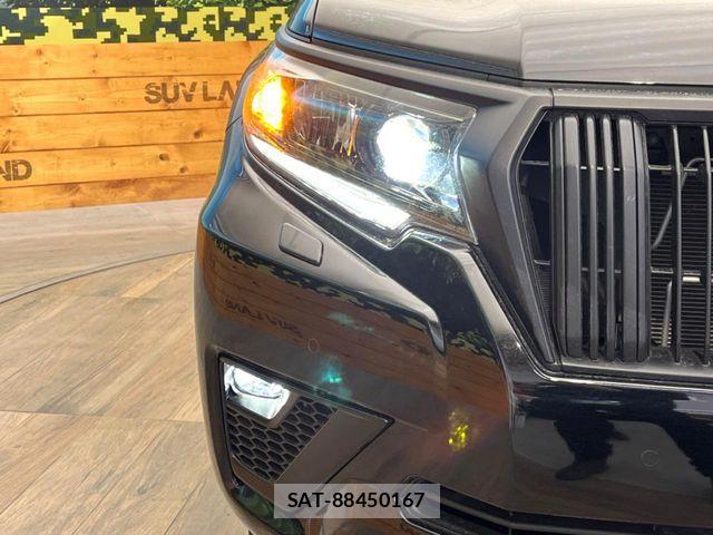 Toyota LAND CRUISER PRADO 2023-02 8366581-12