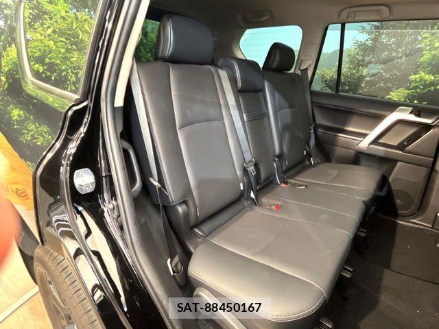 Toyota LAND CRUISER PRADO 2023-02 8366581-8