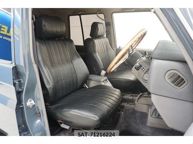 Toyota LAND CRUISER PRADO 1995-01 8366589-6