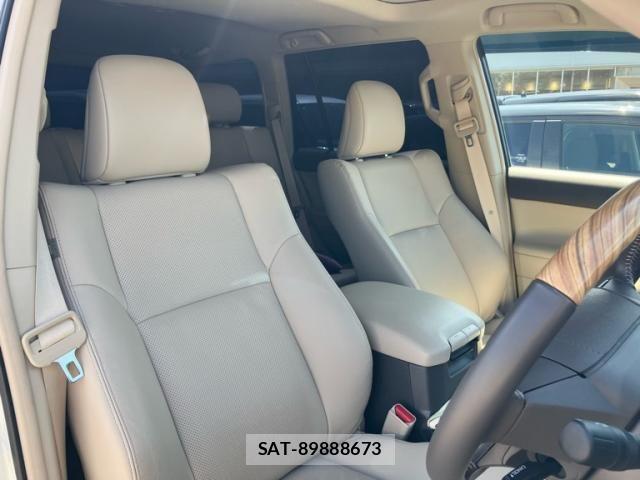 Toyota LAND CRUISER PRADO 2022-11 8366579-13