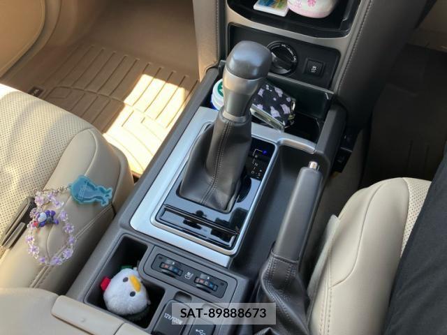 Toyota LAND CRUISER PRADO 2022-11 8366579-22