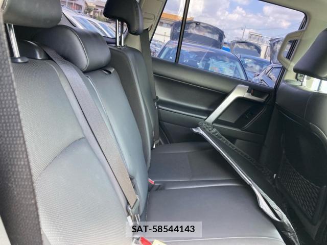 Toyota LAND CRUISER PRADO 2022-12 8366592-19