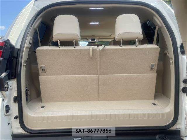 Toyota LAND CRUISER PRADO 2023-02 8371773-9
