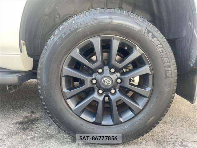 Toyota LAND CRUISER PRADO 2023-02 8371773-13