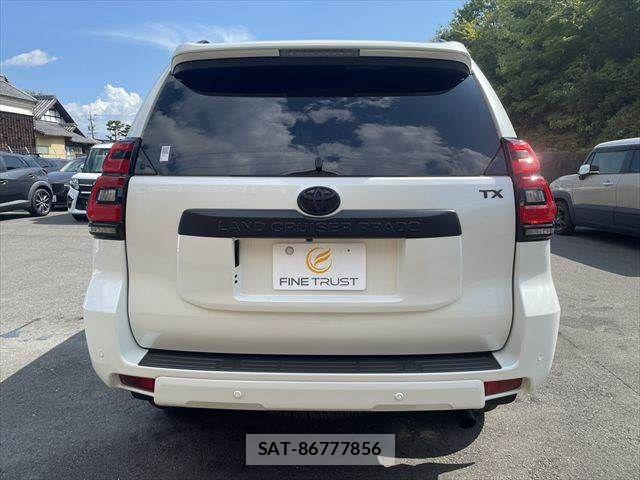 Toyota LAND CRUISER PRADO 2023-02 8371773-18