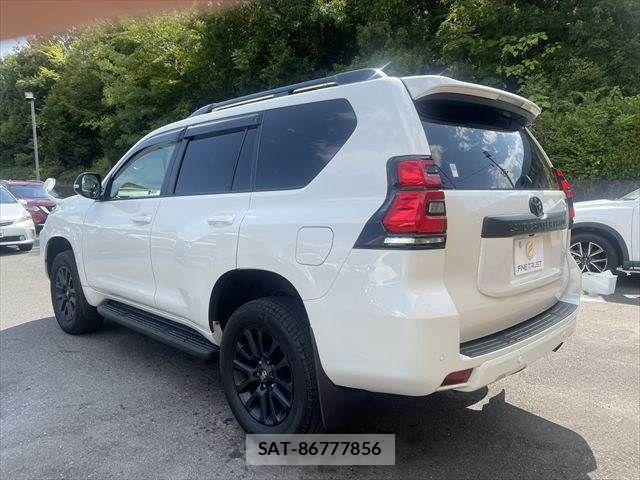 Toyota LAND CRUISER PRADO 2023-02 8371773-19