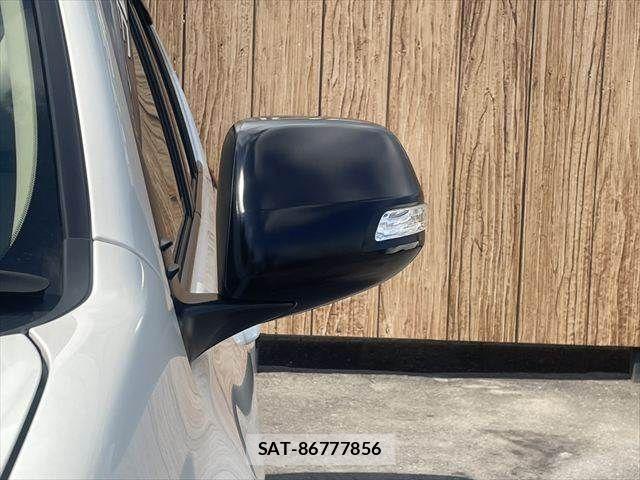 Toyota LAND CRUISER PRADO 2023-02 8371773-26