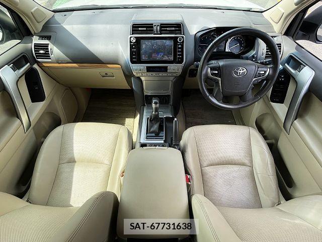 Toyota LAND CRUISER PRADO 2018-01 8371775-1