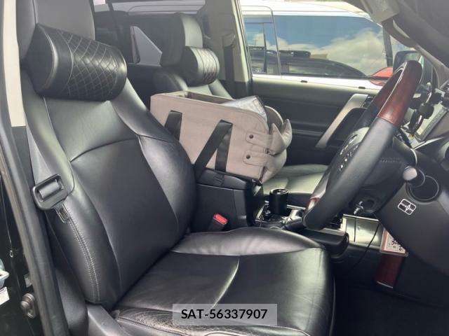 Toyota LAND CRUISER PRADO 2014-10 8371776-14