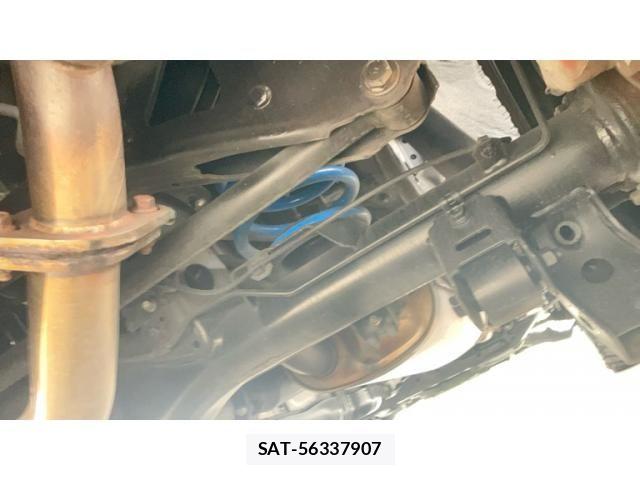 Toyota LAND CRUISER PRADO 2014-10 8371776-27
