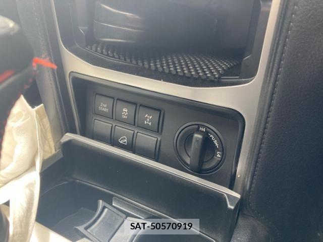 Toyota LAND CRUISER PRADO 2021-06 8371774-24