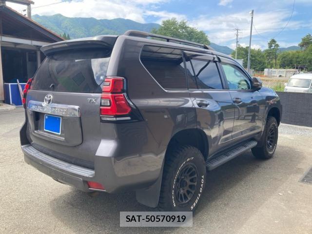 Toyota LAND CRUISER PRADO 2021-06 8371774-3