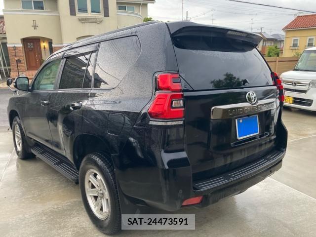 Toyota LAND CRUISER PRADO 2021-10 8371771-8