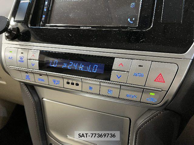 Toyota LAND CRUISER PRADO 2023-10 8371772-14