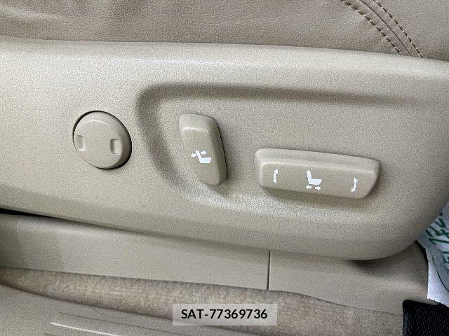 Toyota LAND CRUISER PRADO 2023-10 8371772-21