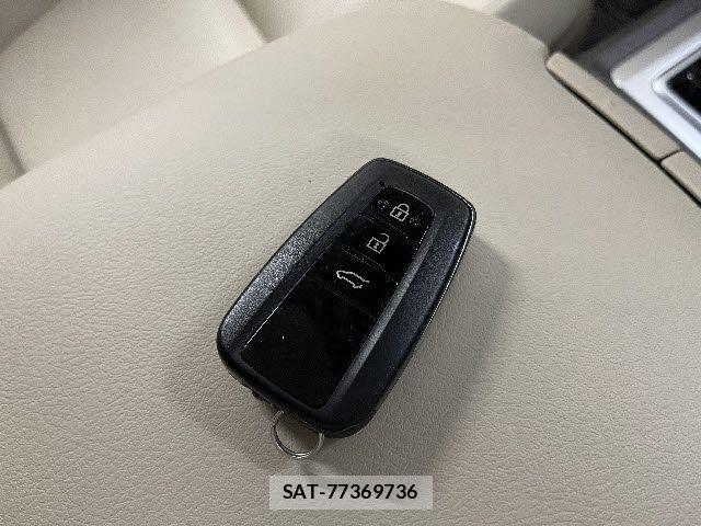 Toyota LAND CRUISER PRADO 2023-10 8371772-25