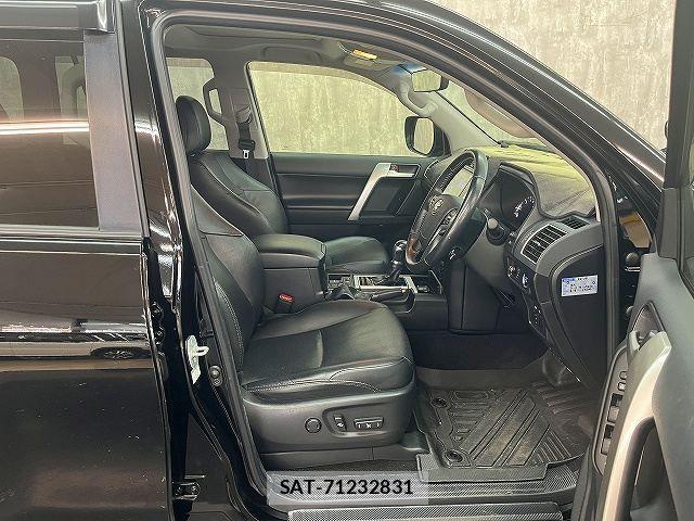 Toyota LAND CRUISER PRADO 2019-12 8413122-10