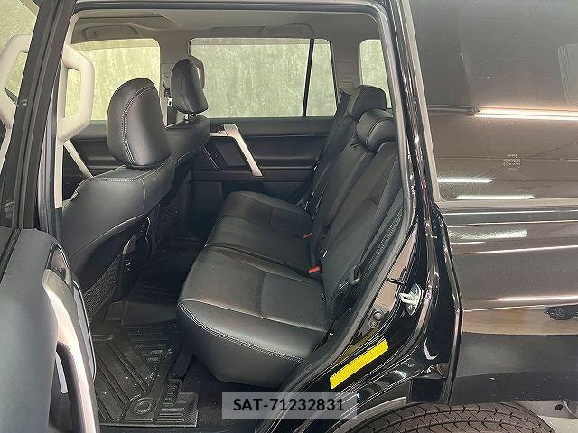 Toyota LAND CRUISER PRADO 2019-12 8413122-13