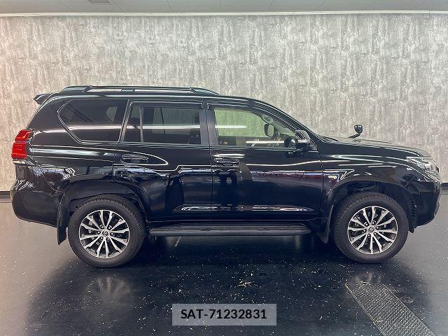 Toyota LAND CRUISER PRADO 2019-12 8413122-27