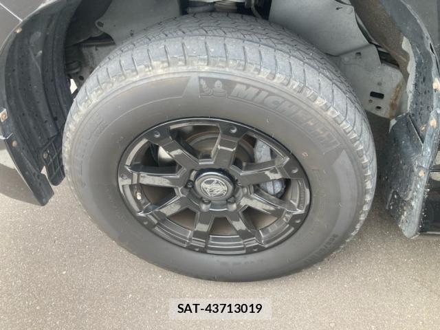 Toyota LAND CRUISER PRADO 2017-10 8413129-9