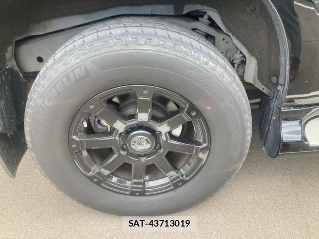 Toyota LAND CRUISER PRADO 2017-10 8413129-11