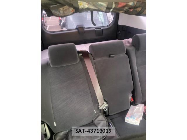 Toyota LAND CRUISER PRADO 2017-10 8413129-16