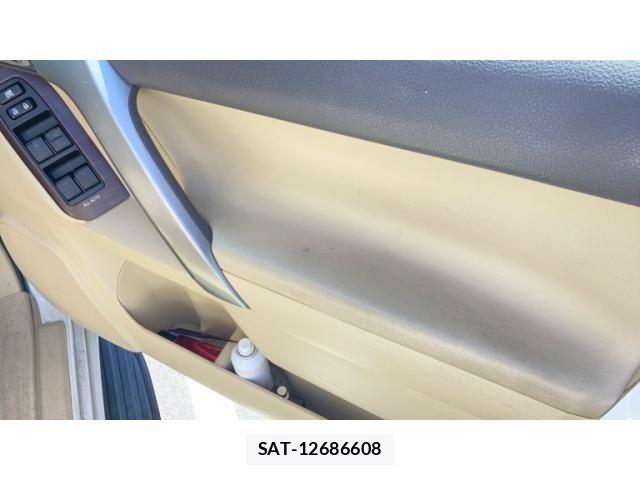 Toyota LAND CRUISER PRADO 2015-09 8413128-9