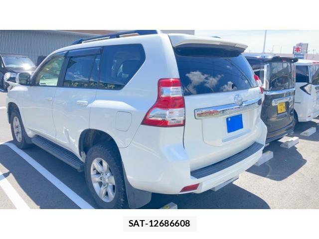 Toyota LAND CRUISER PRADO 2015-09 8413128-6