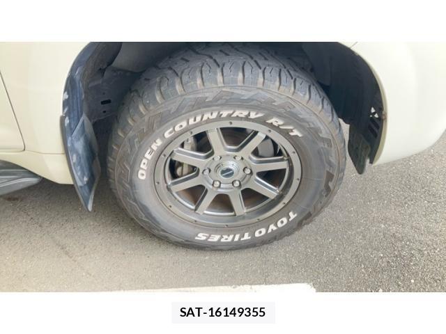 Toyota LAND CRUISER PRADO 2017-10 8438308-12